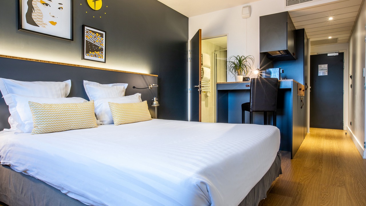 Photo of Bedroom in Bois-Colombes