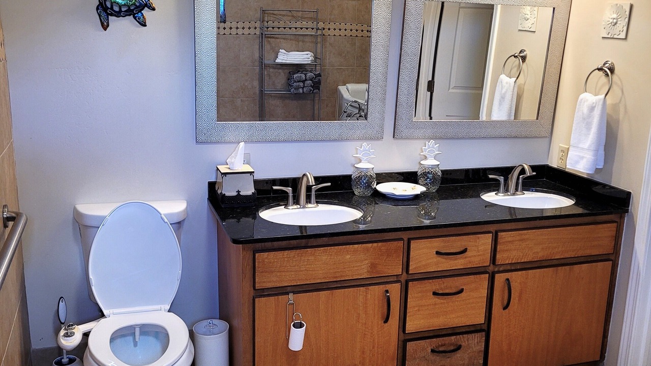 Photo of Bathroom in Papaikou