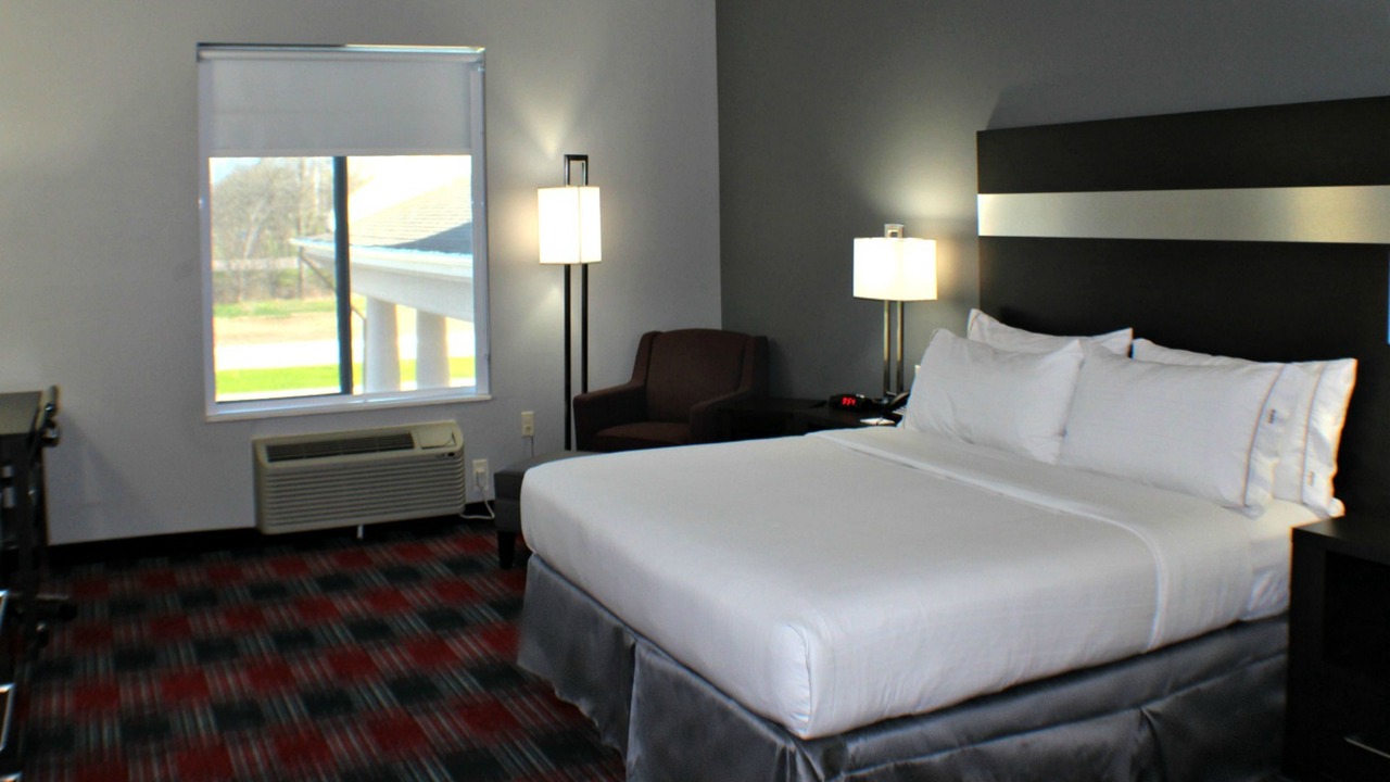 Photo of Bedroom in Bonham