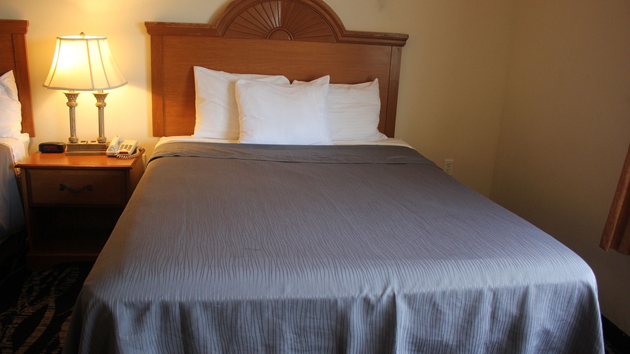 Photo of Bedroom in Amory