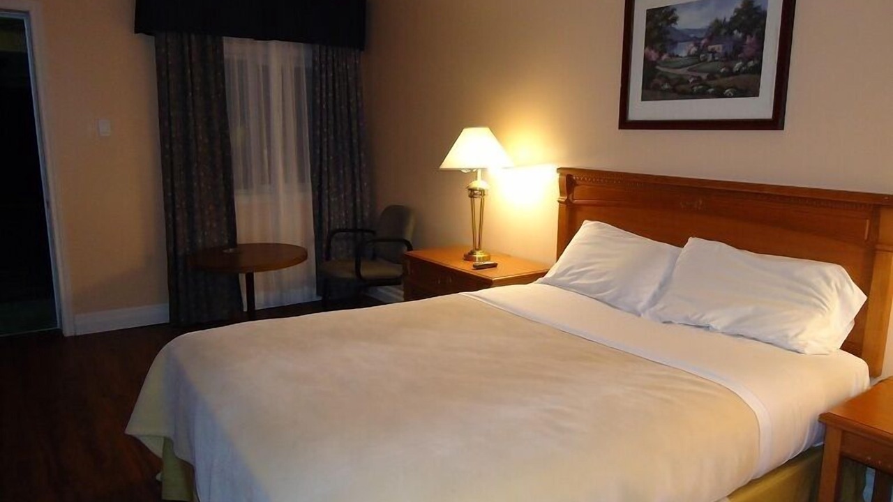 Photo of Bedroom in Beachville