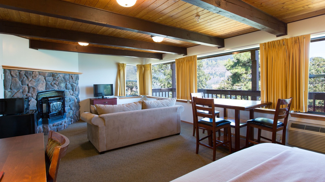 Photo of Livingroom in Hood River