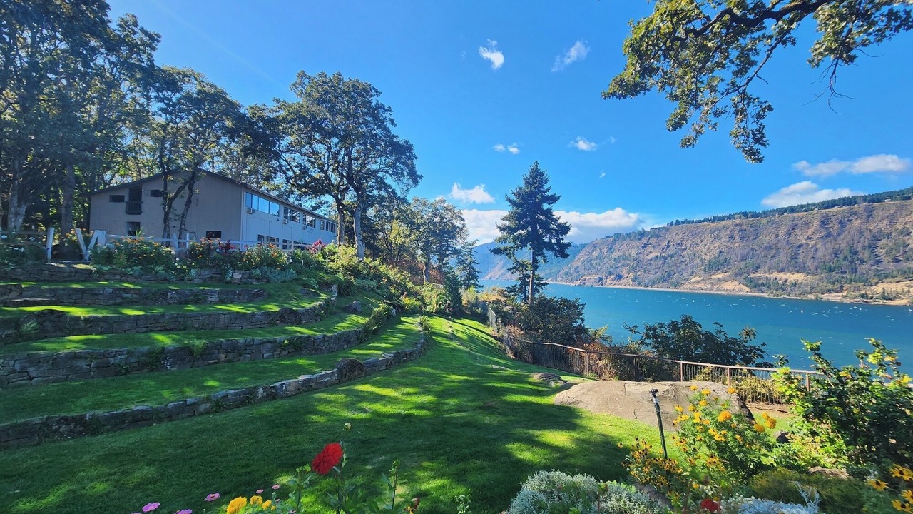 Photo of Others in Hood River