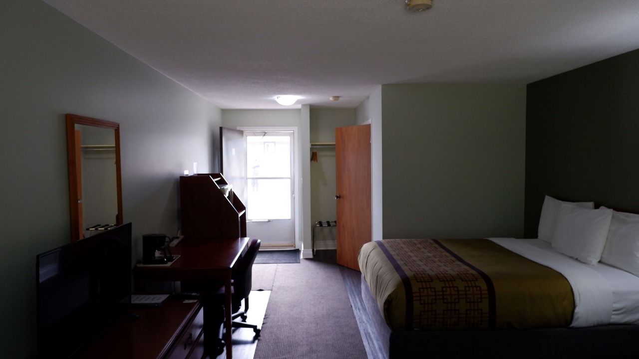 Photo of Bedroom in Laurentian Hills