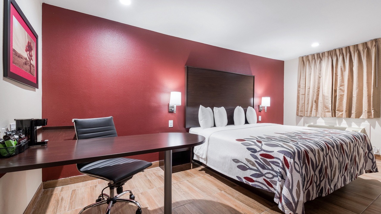 Photo of Bedroom in Spring