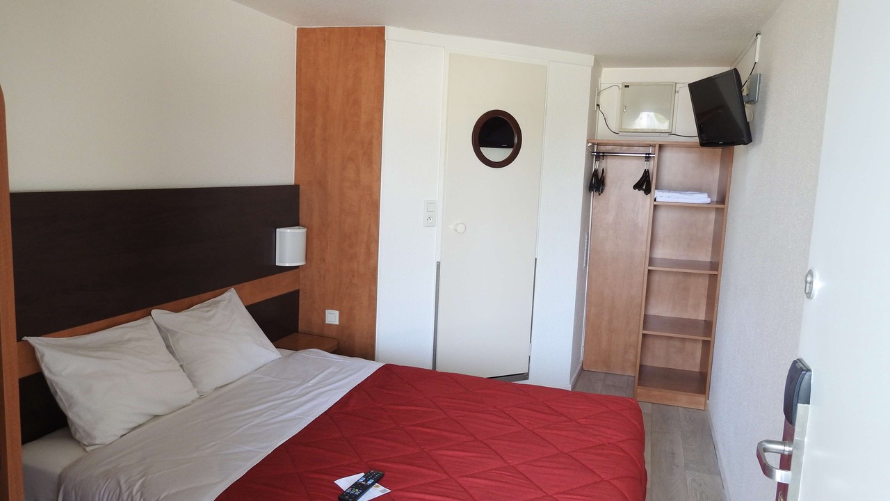 Photo of Bedroom in Conflans-Sainte-Honorine