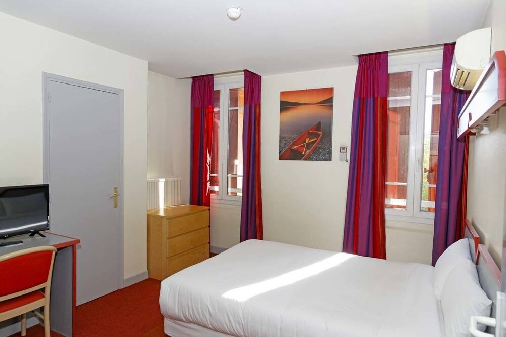 Photo of Bedroom in Albi