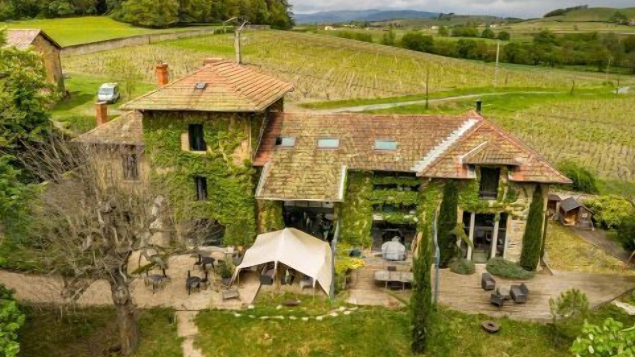 Photo of Outdoor in Bully