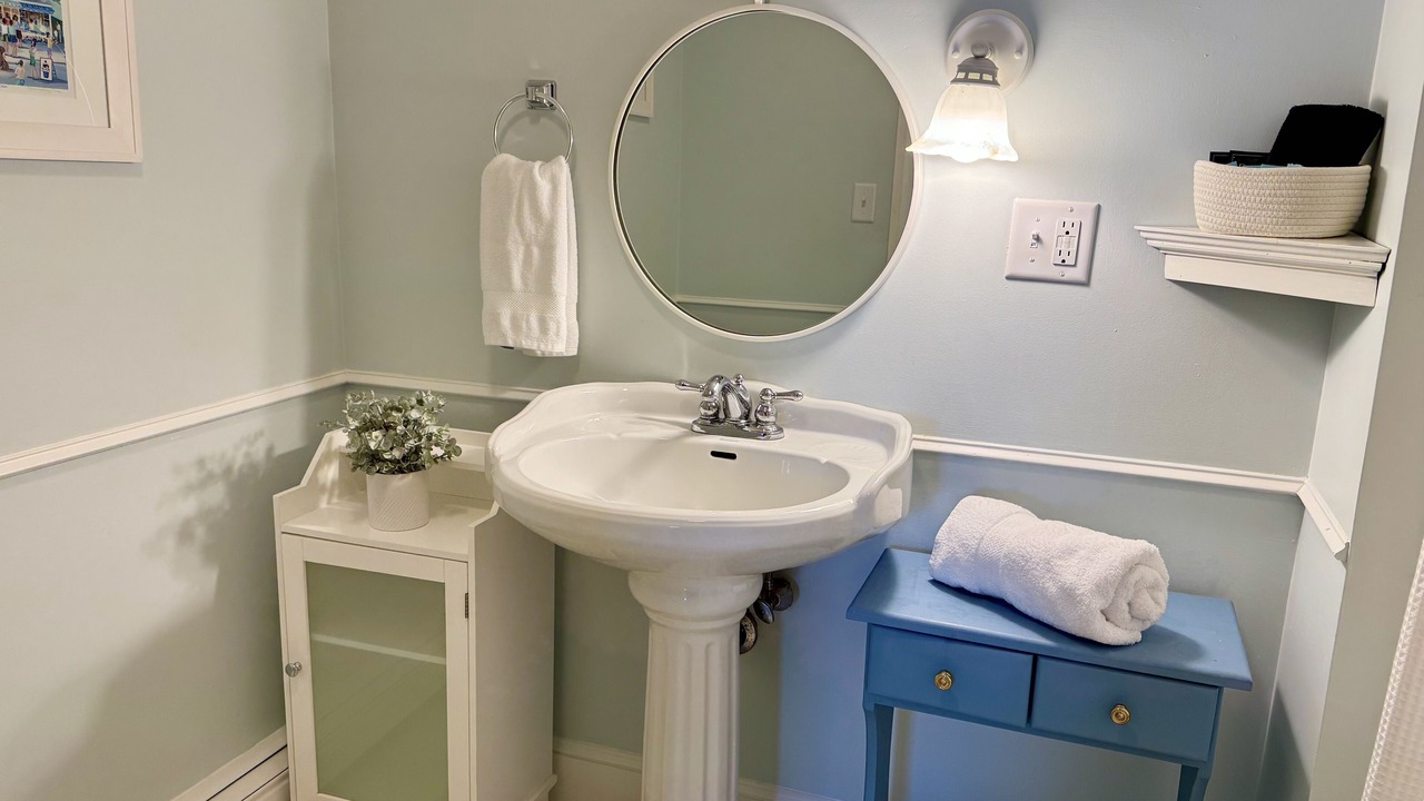 Photo of Bathroom in Chiltonville