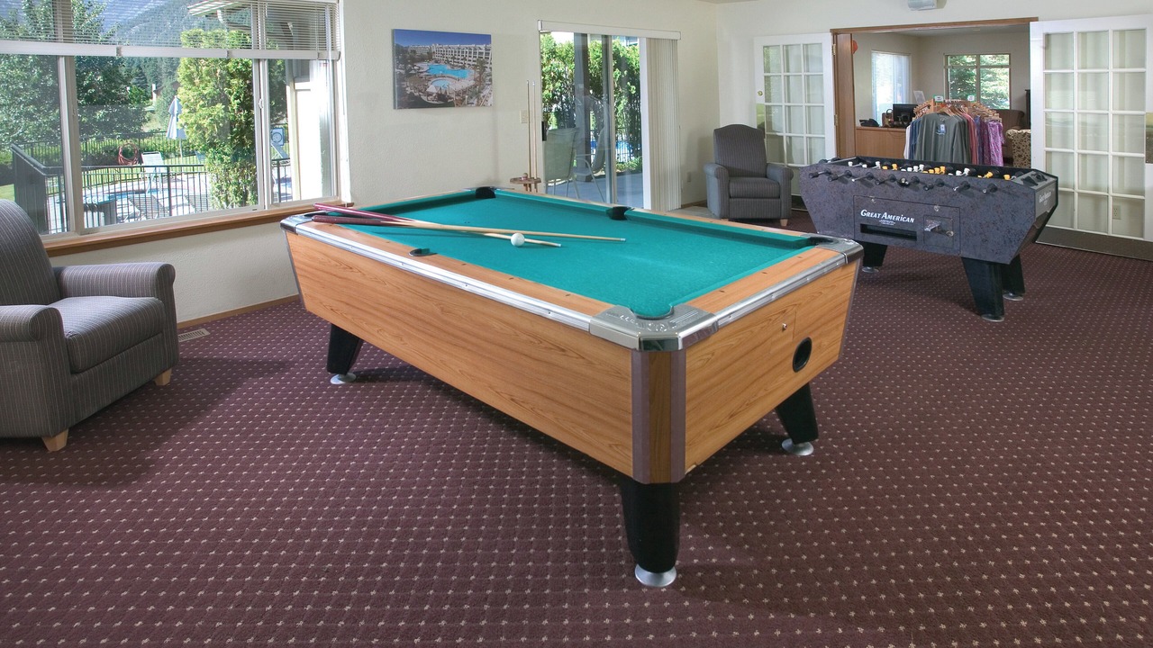 Photo of Others in Downtown Leavenworth