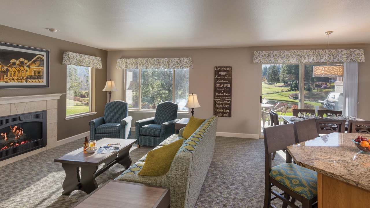 Photo of Livingroom in Downtown Leavenworth