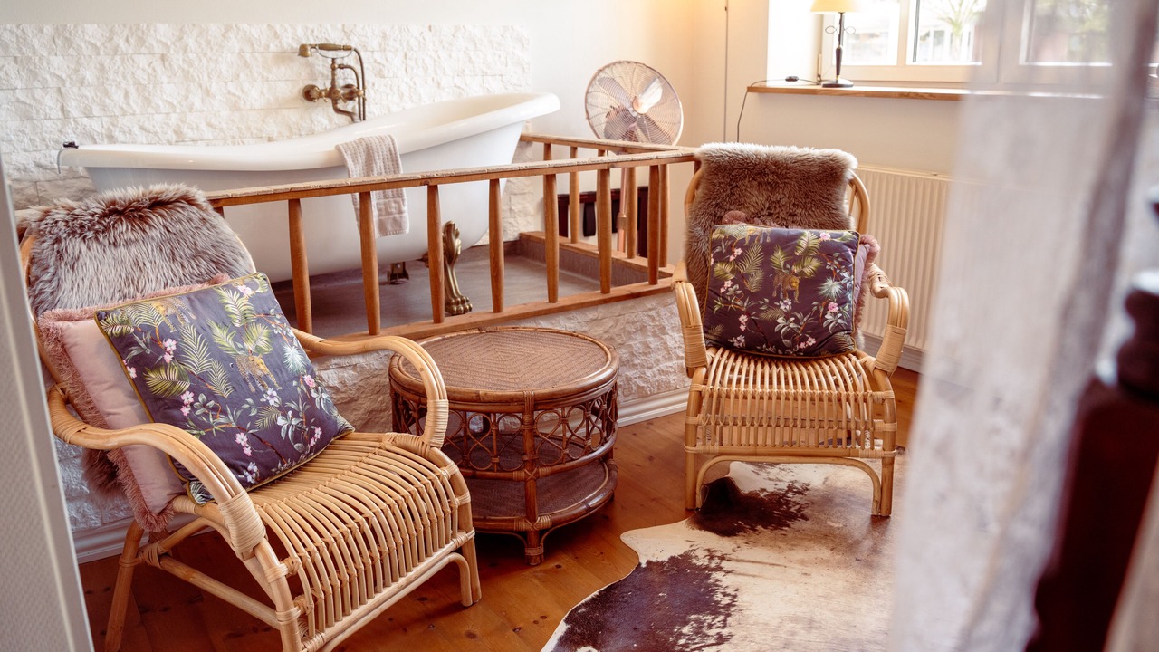 Photo of Others in Holsted