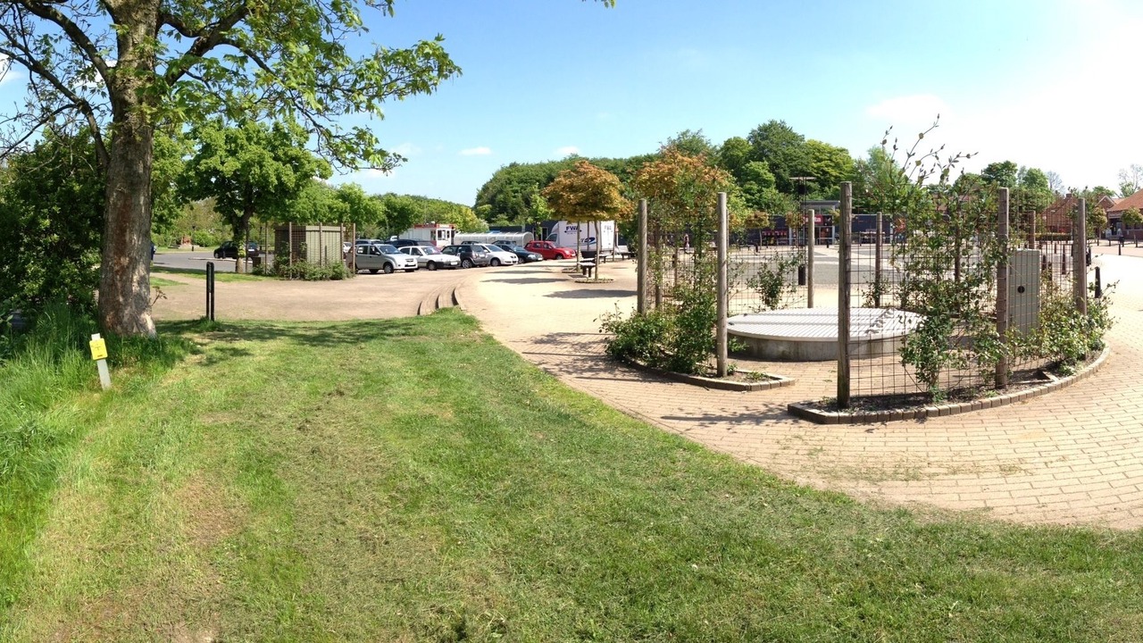 Photo of Others in Holsted