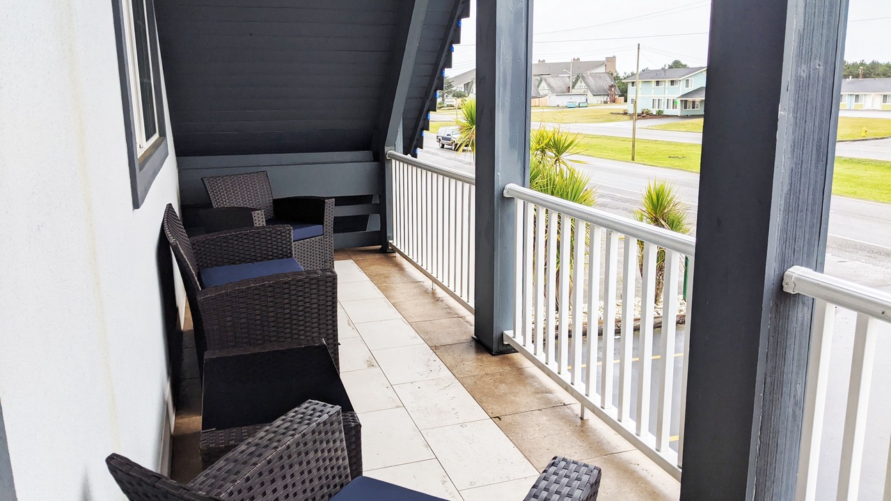 Photo of Patio Balcony in Ocean Shores