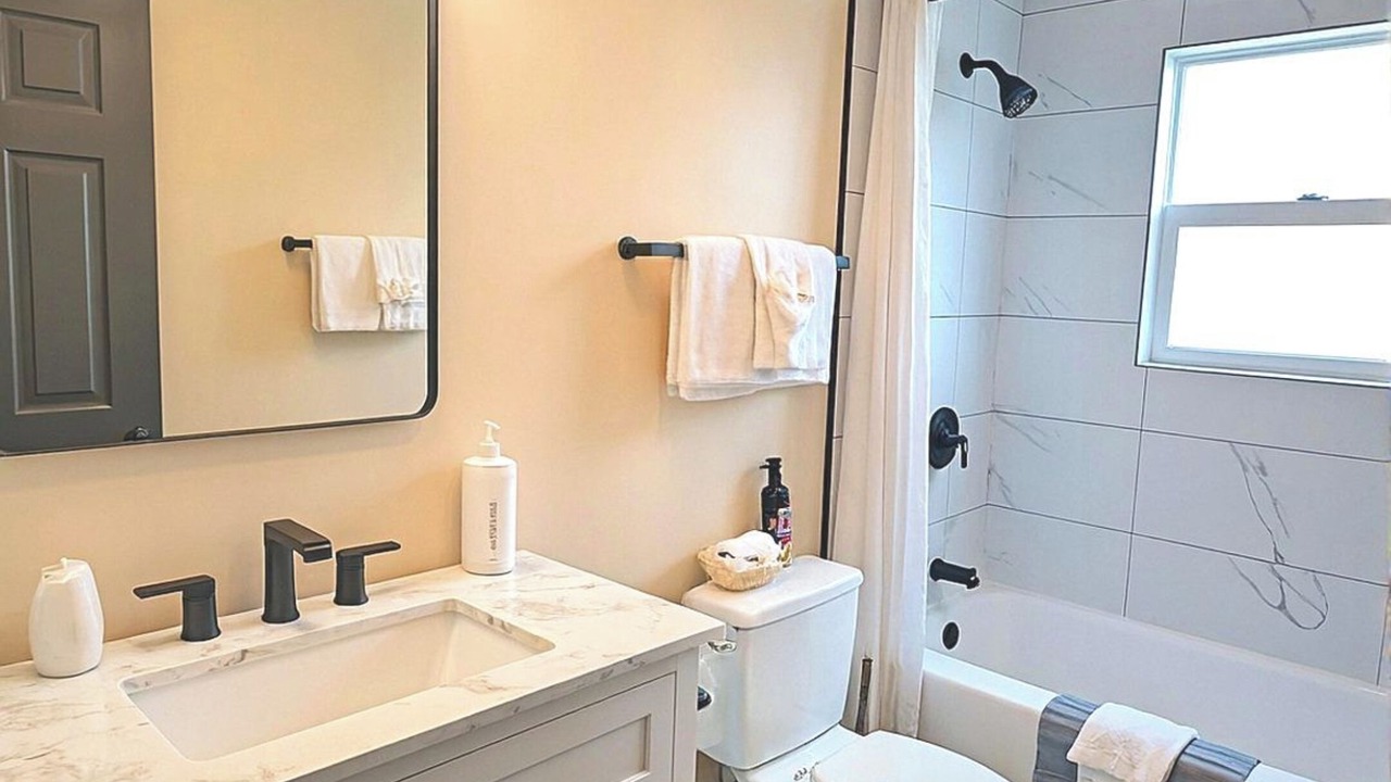 Photo of Bathroom in Ocean Shores