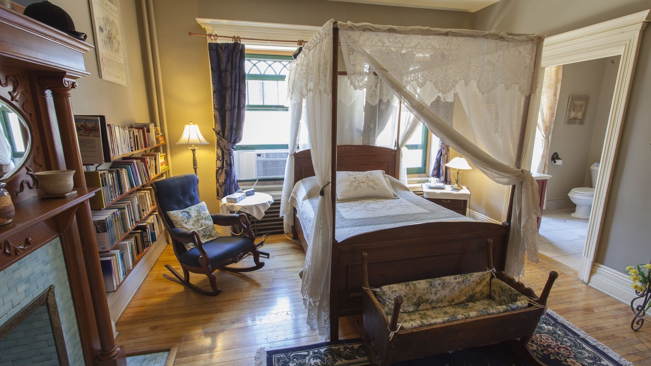 Photo of Livingroom in Old Quebec