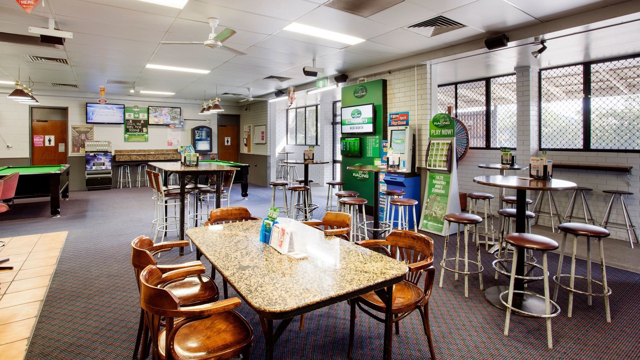 Photo of Others in Rasmussen