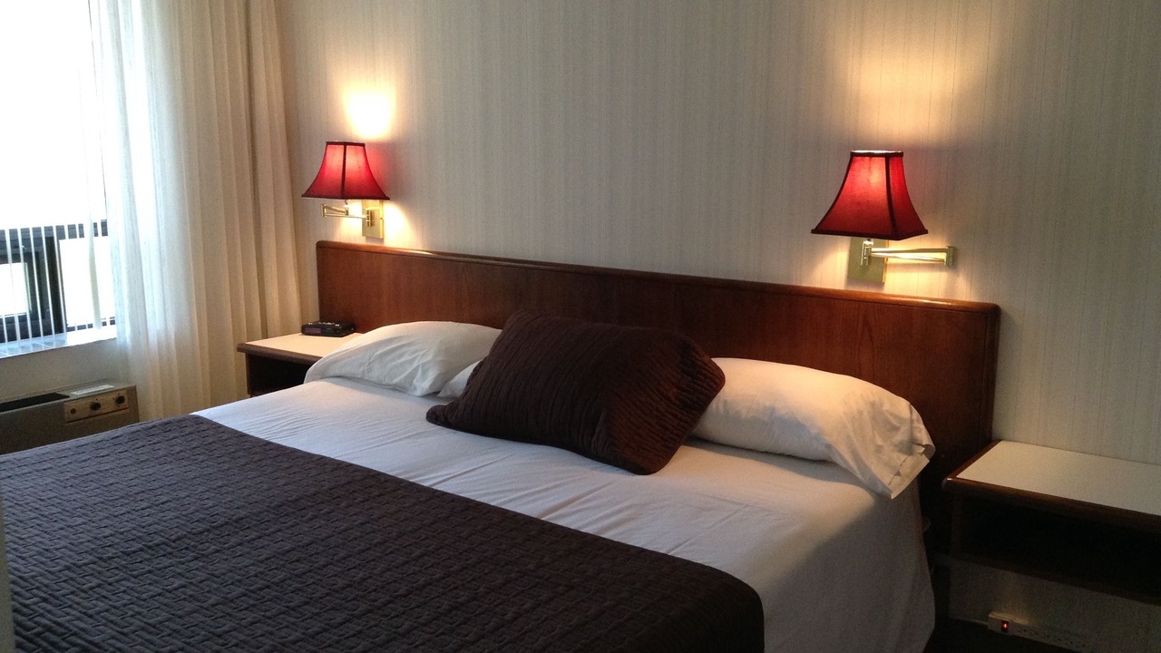 Photo of Bedroom in Shakespeare