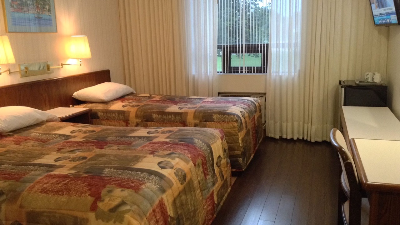 Photo of Bedroom in Shakespeare