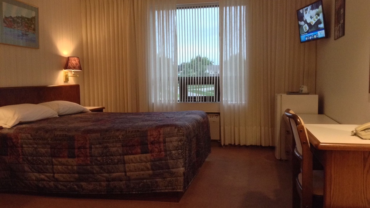 Photo of Bedroom in Shakespeare