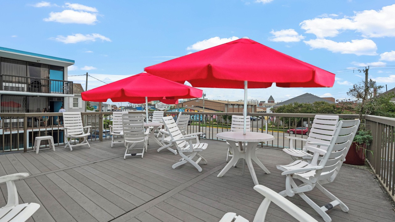 Photo of Patio Balcony in Northeast Virginia Beach