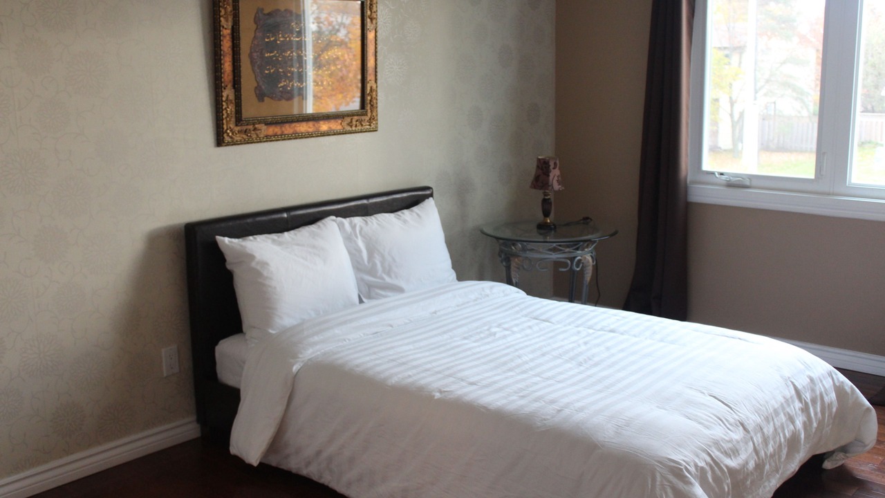 Photo of Bedroom in Ottawa Division