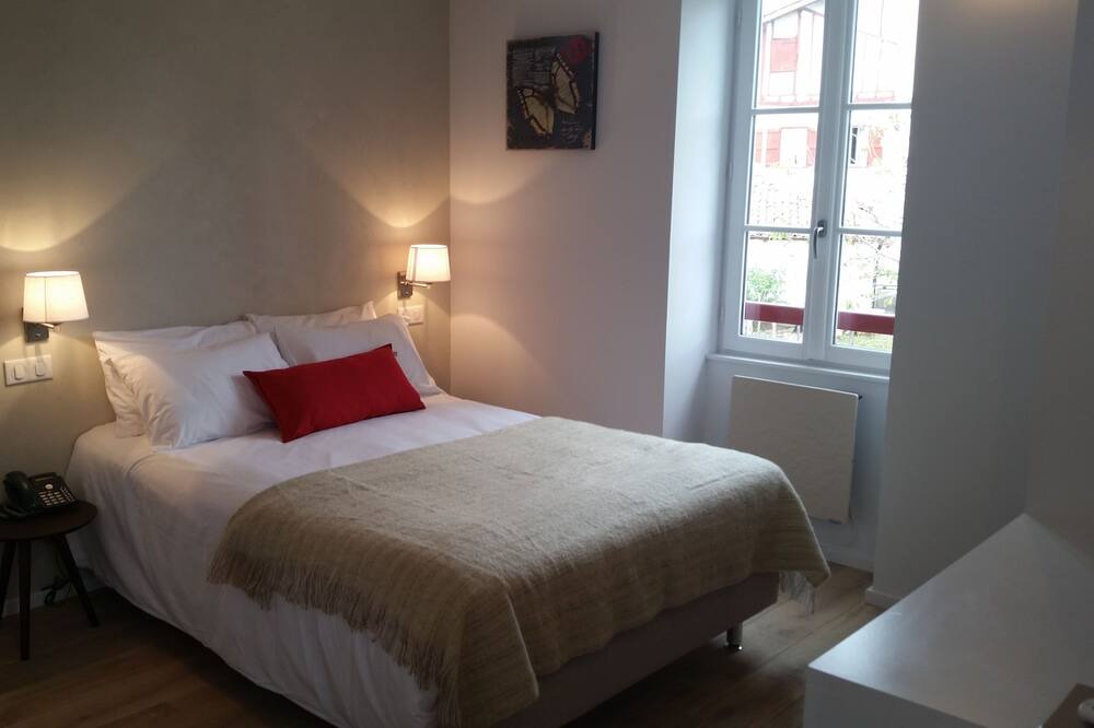 Photo of Bedroom in Ahetze