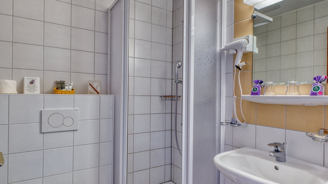 Photo of Bathroom in La Tour-de-Peilz