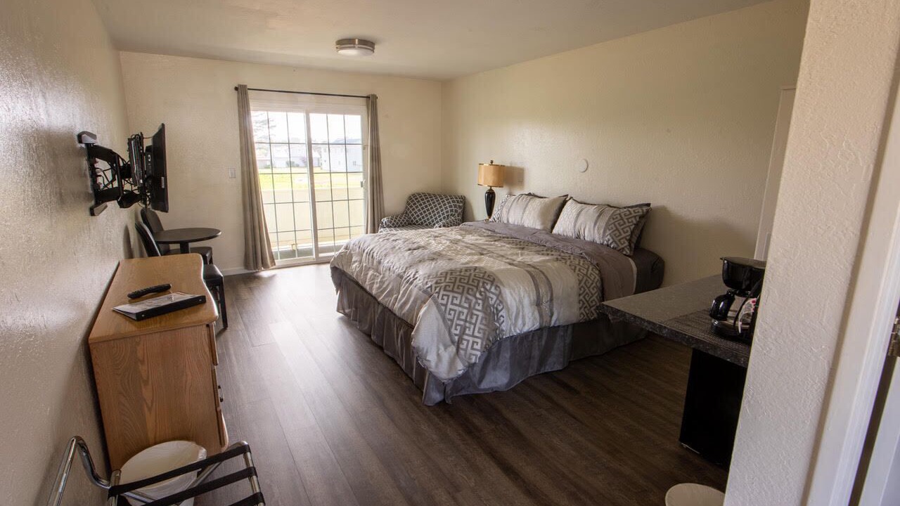 Photo of Bedroom in Pacific City