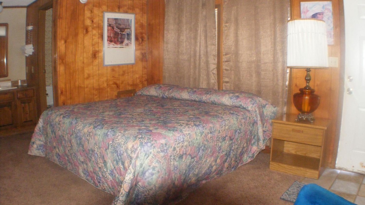 Photo of Bedroom in Oakley