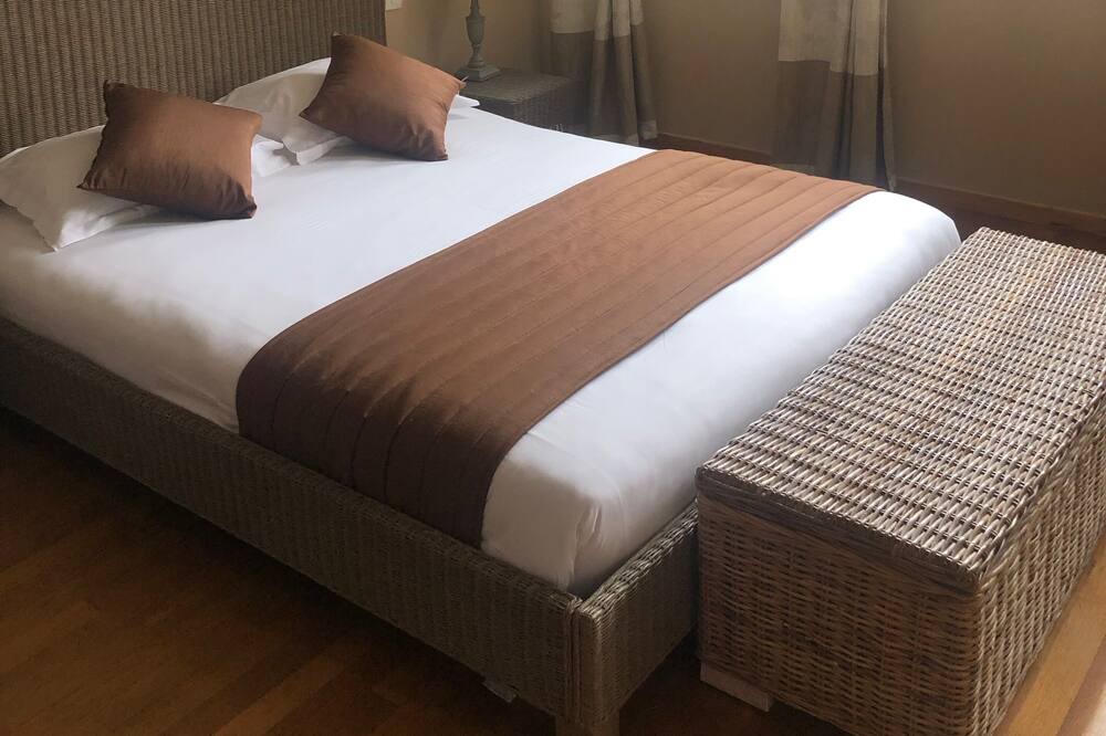 Photo of Bedroom in Roissy-en-France