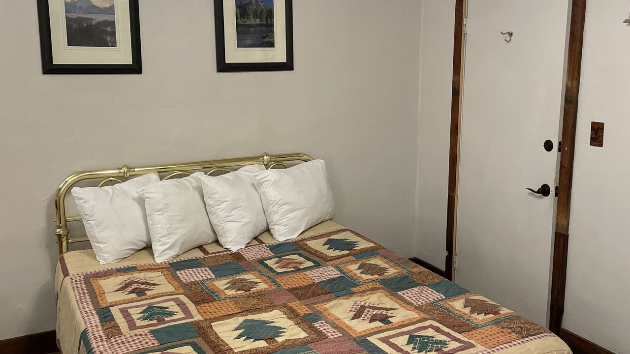 Photo of Bedroom in Monte Vista