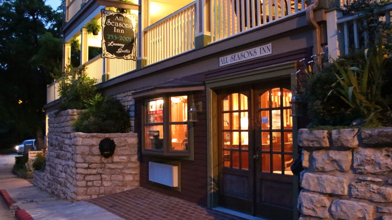 Photo of Buildings in Eureka Springs Historic District