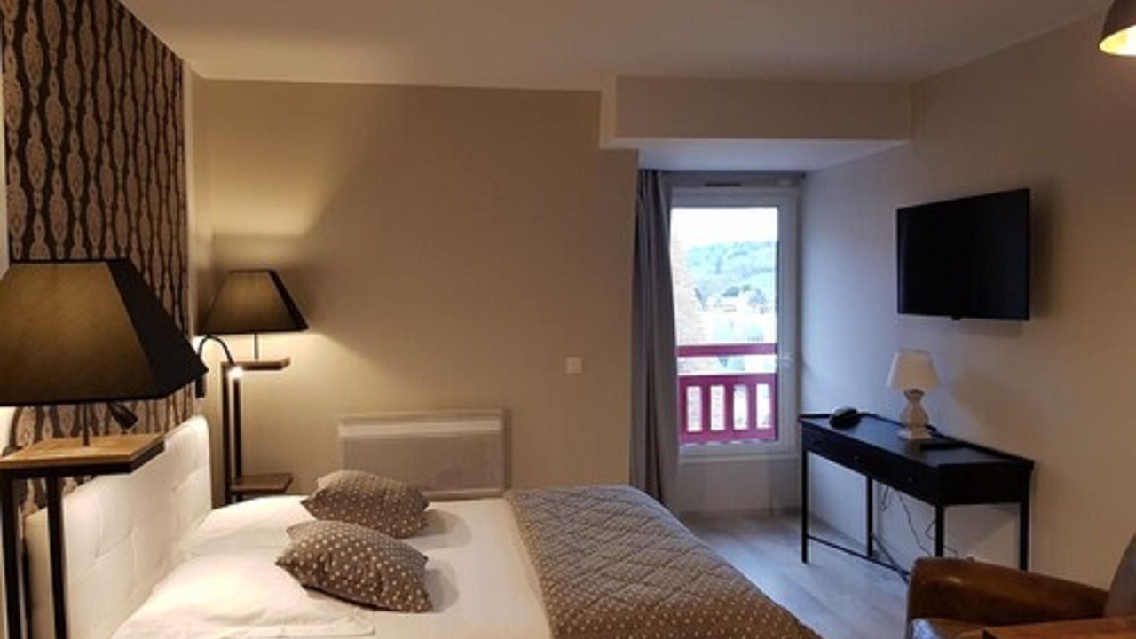 Photo of Bedroom in Deauville City Centre