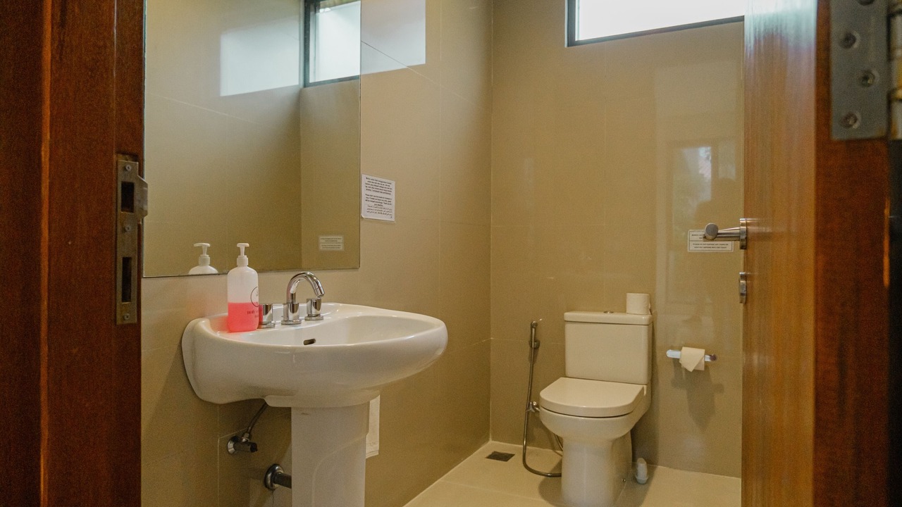 Photo of Bathroom in Hegarmanah