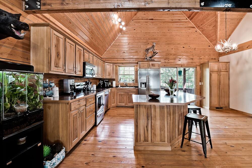 Photo of Kitchen in Sylvan Shores