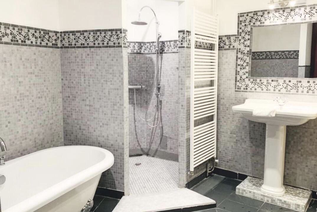 Photo of Bathroom in Honfleur