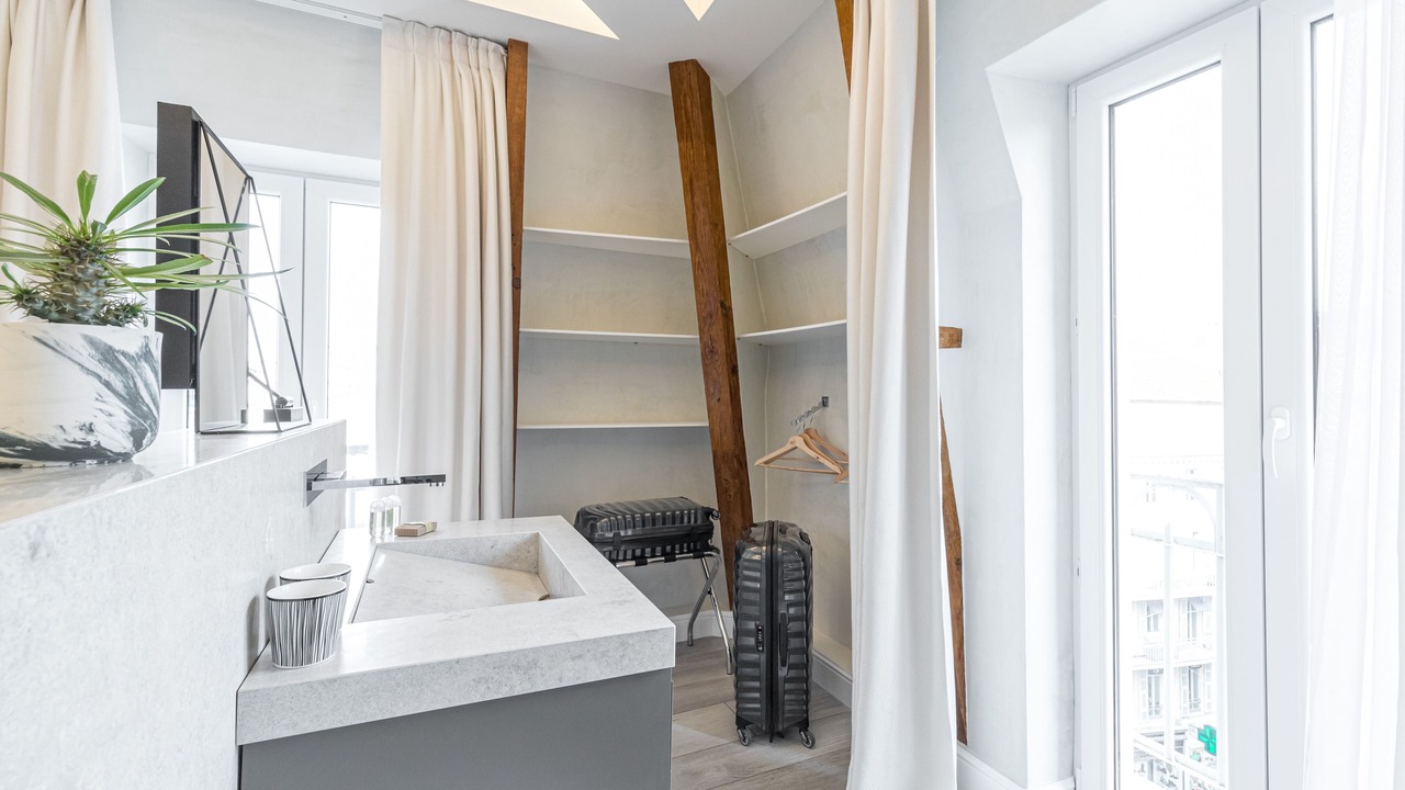 Photo of Bedroom in Jean-Medecin