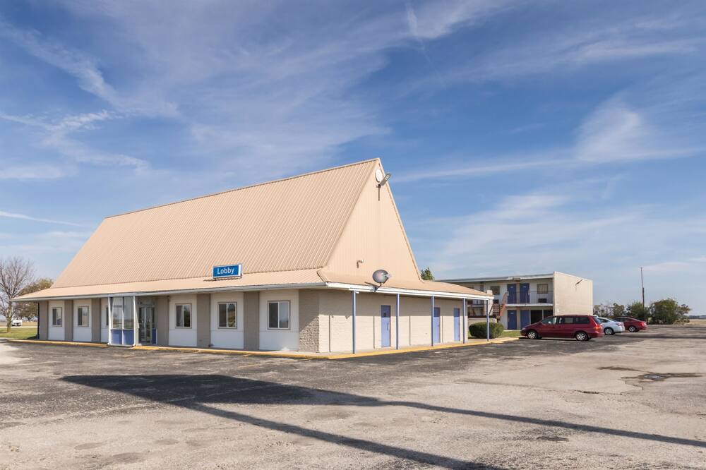 Photo of Outdoor in Mattoon
