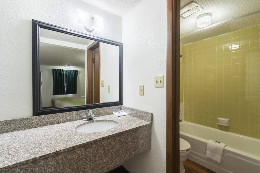 Photo of Bathroom in Mattoon