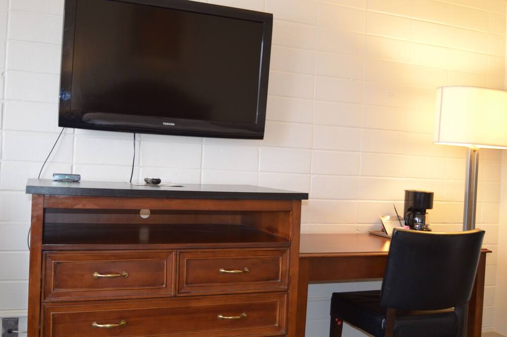 Photo of Bedroom in Lander