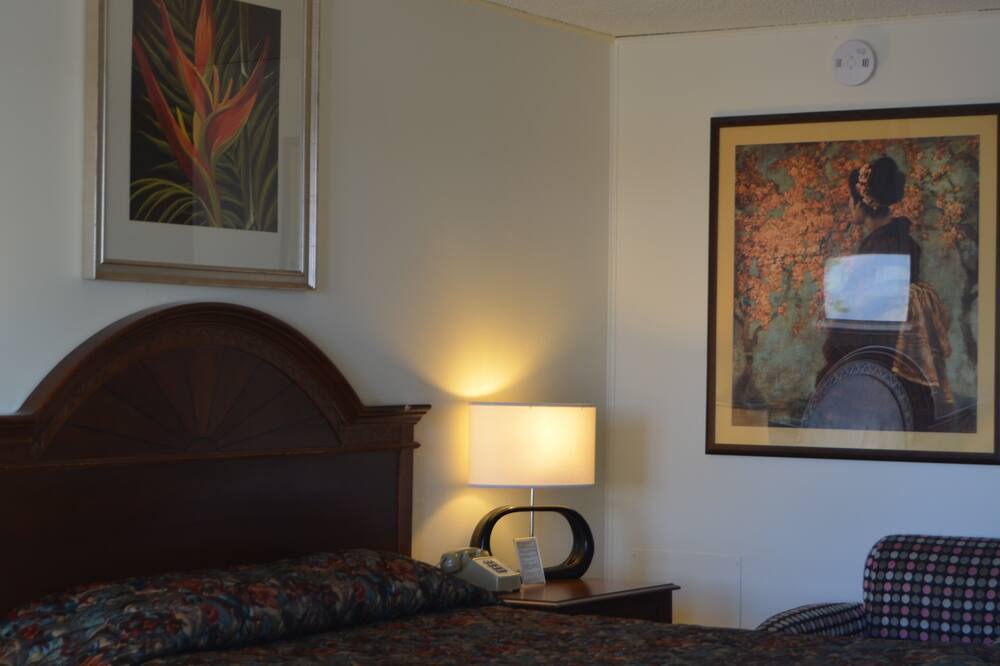 Photo of Bedroom in Lander