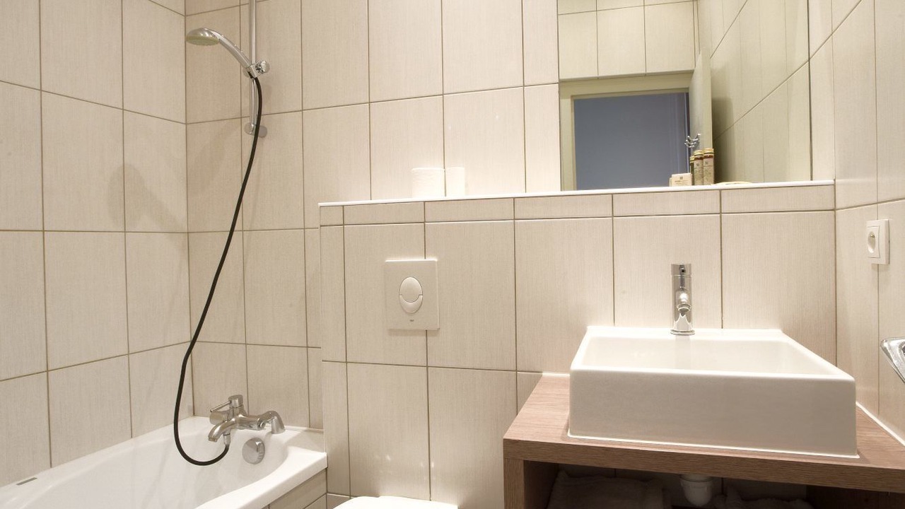Photo of Bathroom in Carnot - Gailleton