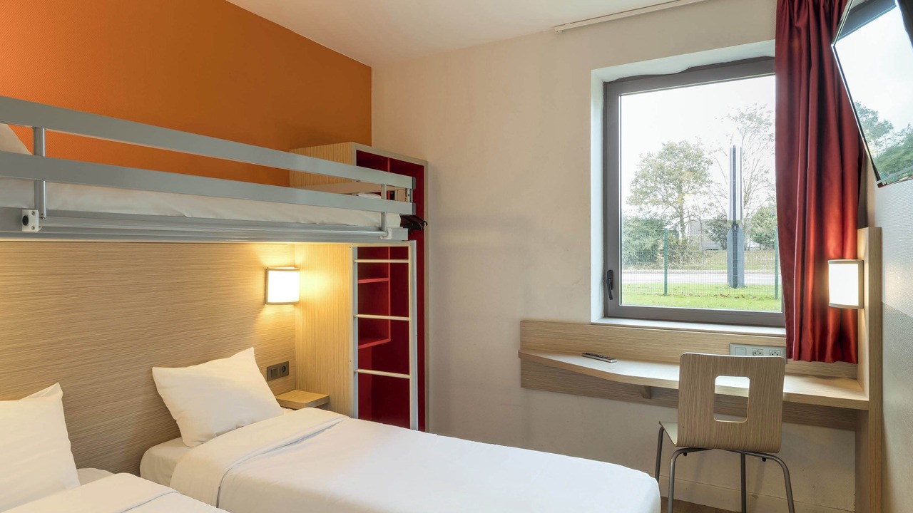 Photo of Bedroom in Laval