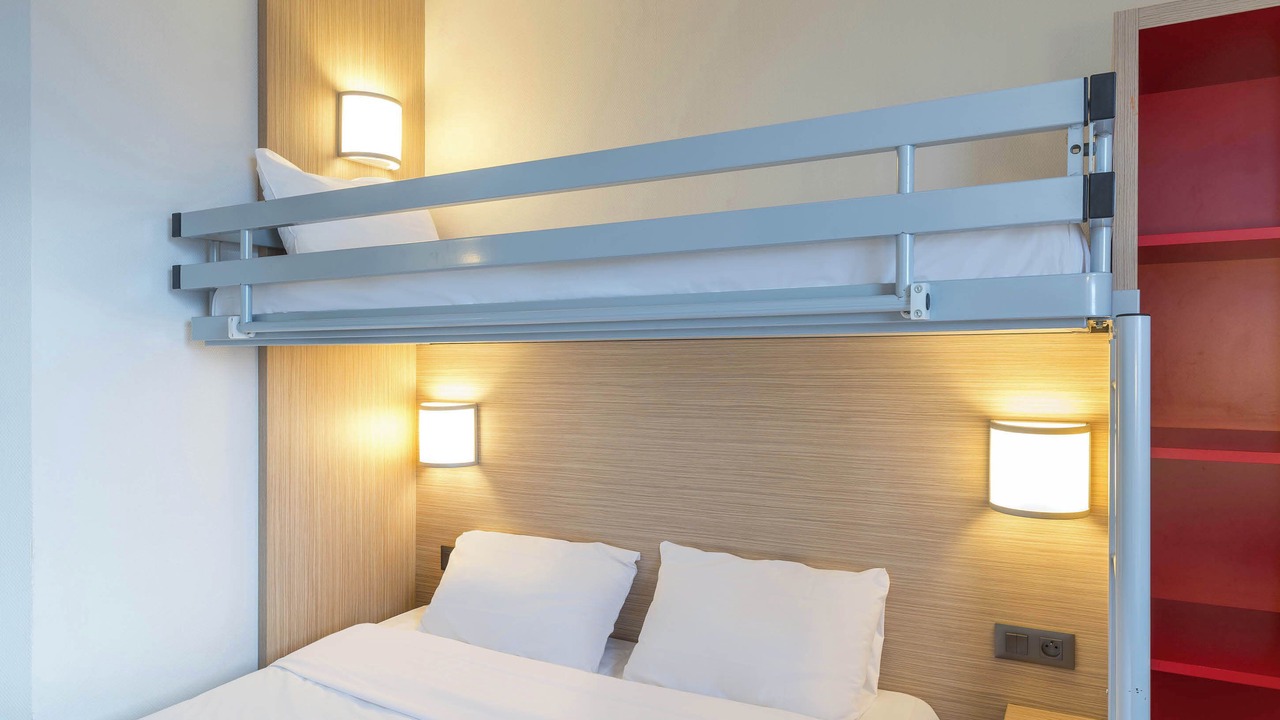 Photo of Bedroom in Laval