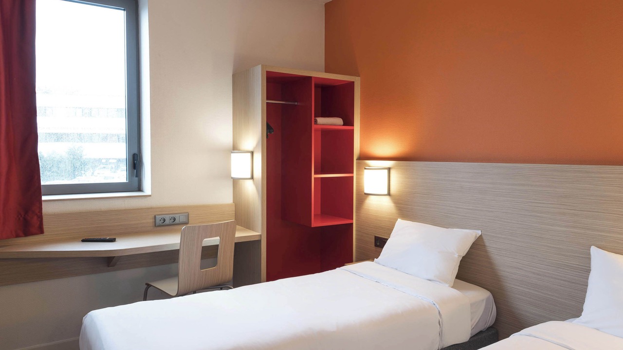 Photo of Bedroom in Laval