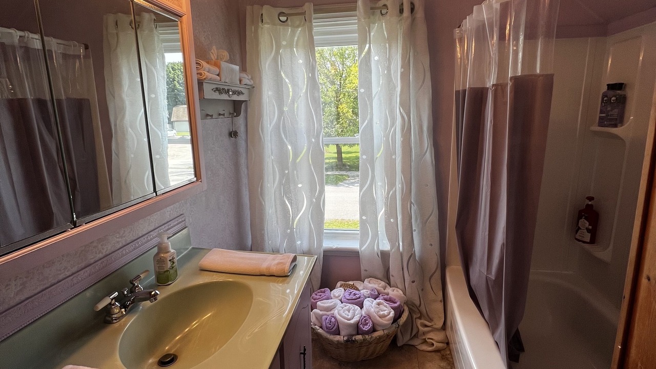 Photo of Bedroom in Creemore