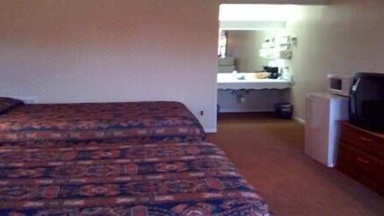 Photo of Bedroom in Lewisburg