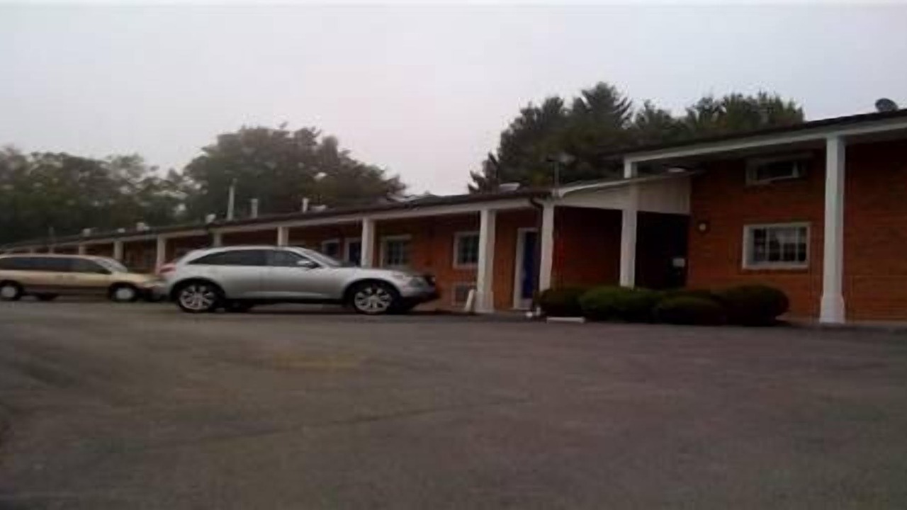 Photo of Buildings in Lewisburg