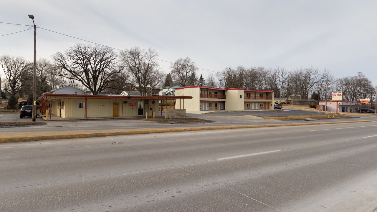 Photo of Others in Des Moines